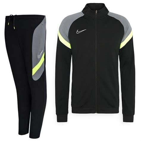 zwart trainingspak nike|trainingspak Nike zwart.